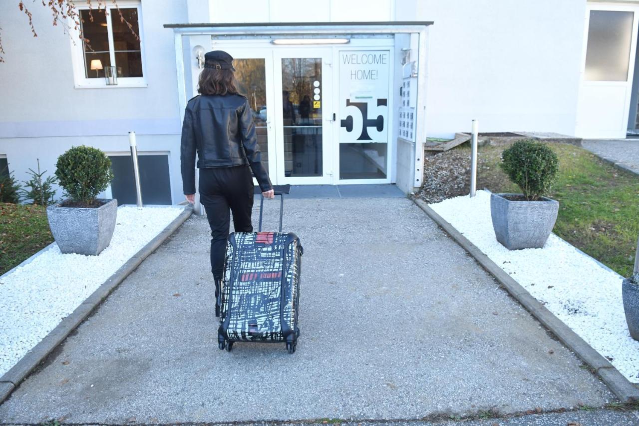 Motel55 - Nettes Hotel Mit Self Check-In In Villach, Warmbad 外观 照片